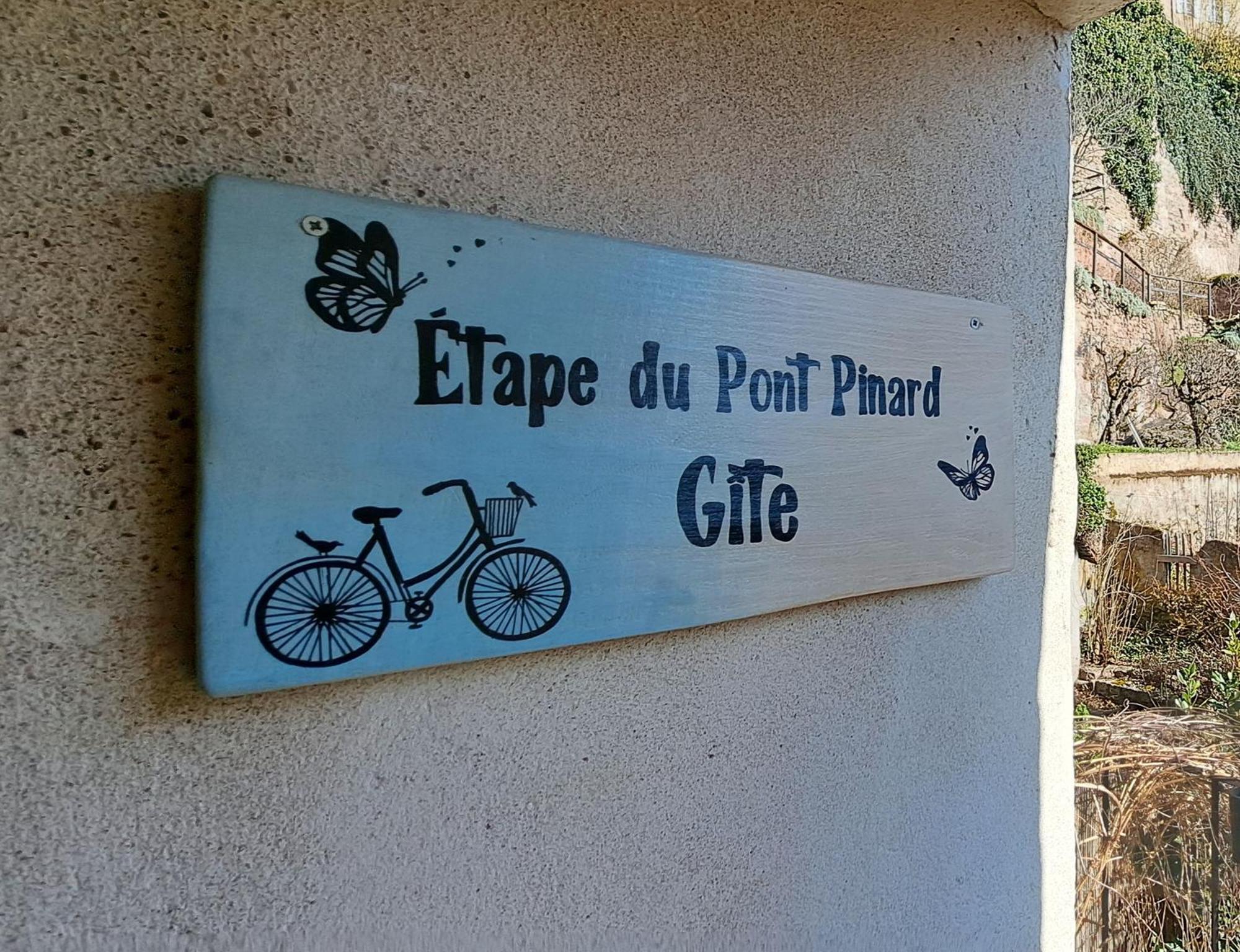 Etape Du Pont Pinard Semur-en-Auxois Exterior foto