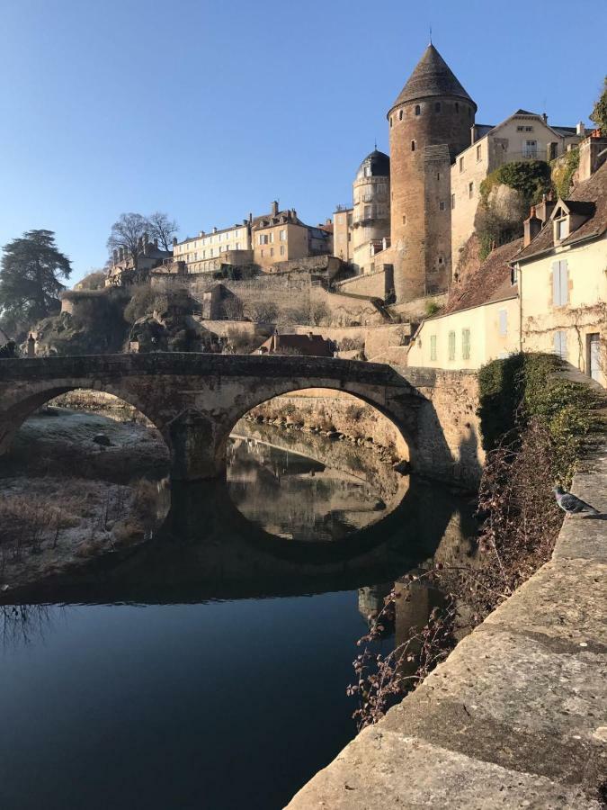 Etape Du Pont Pinard Semur-en-Auxois Exterior foto