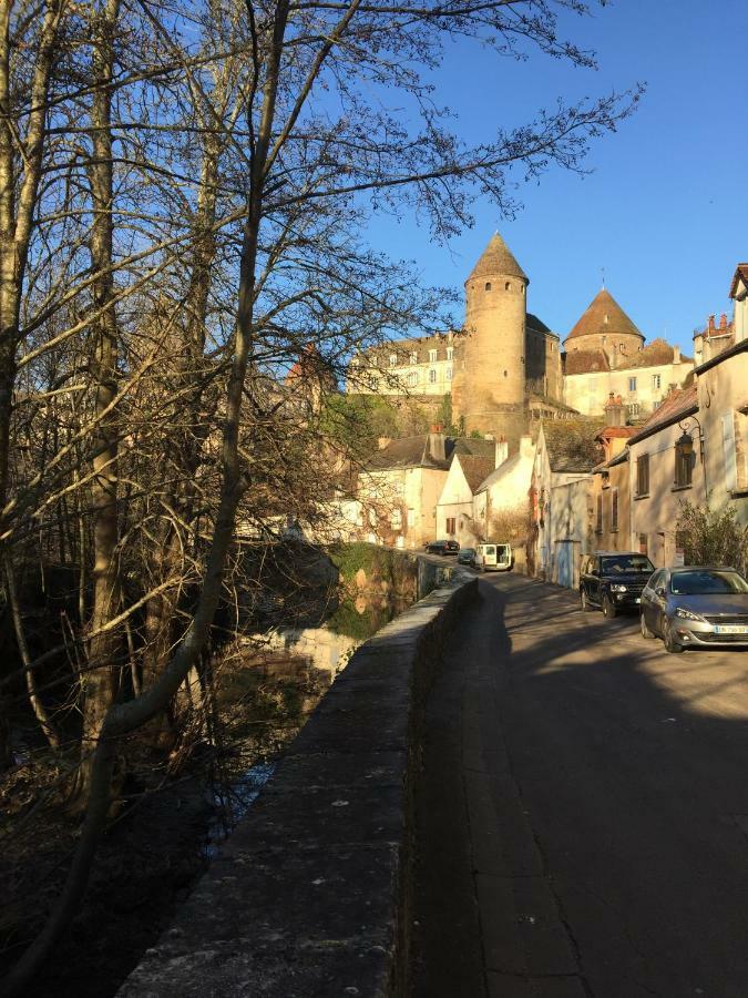 Etape Du Pont Pinard Semur-en-Auxois Exterior foto